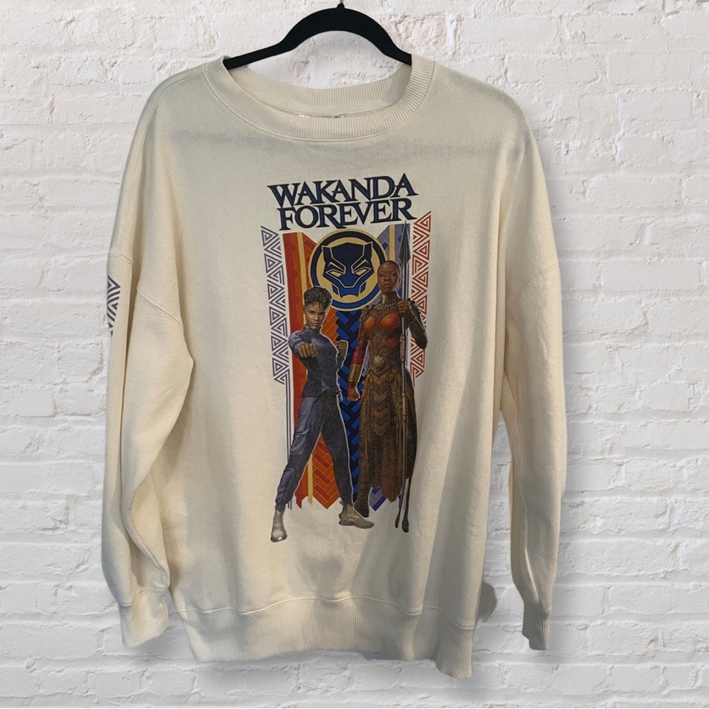 Marvel Wakanda Forever Sweatshirt, Medium NWOT - Picture 2 of 4